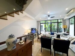 Holland Link (D10), Terrace #525091591
